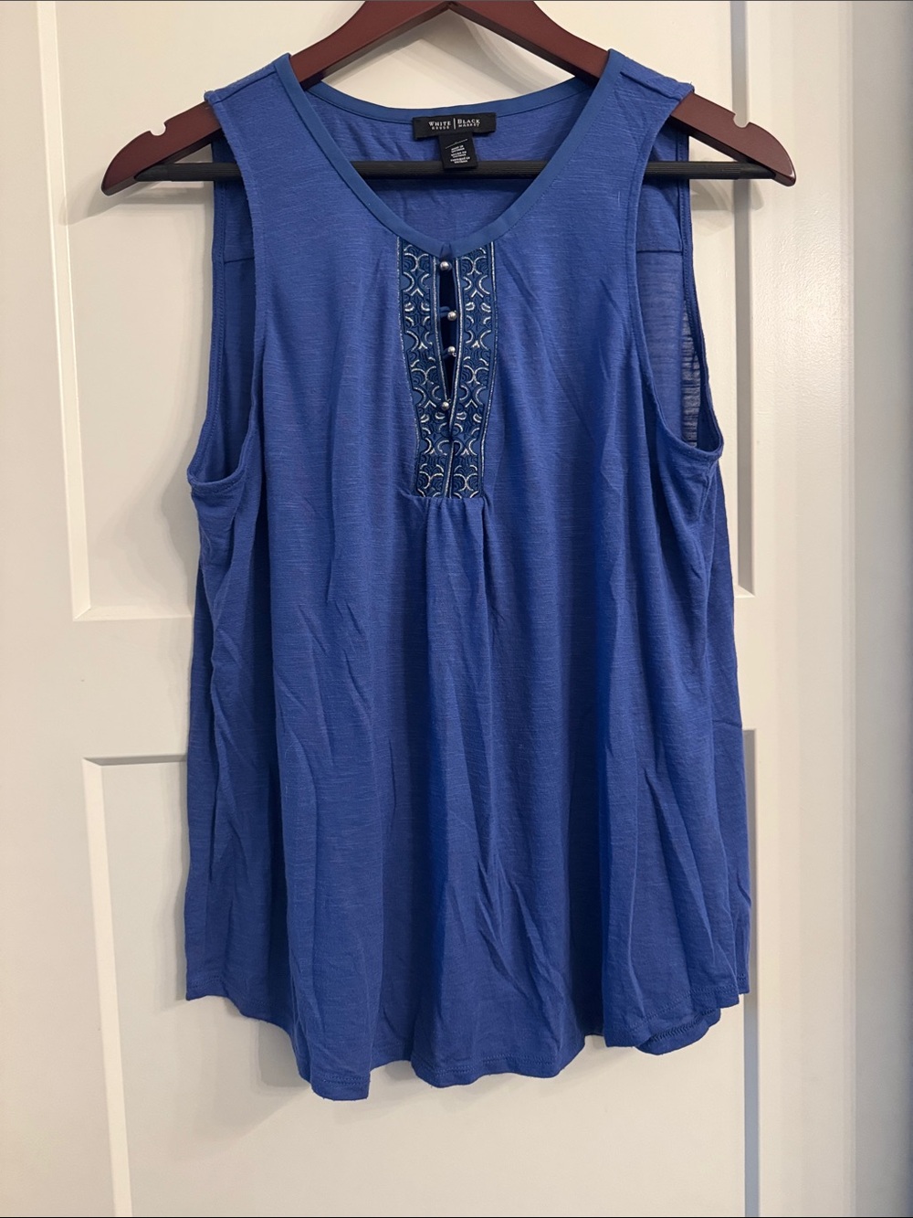 White House Black Market Royal Blue Embroidered Keyhole Tank